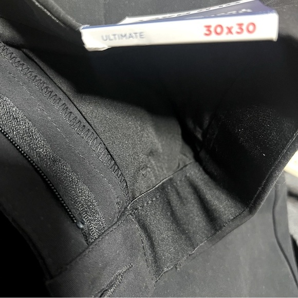 Old Navy Men’s 30x30 Black Jack Ultimate Slim Tech Chinos NWT Built in Flex - Picture 7 of 12
